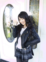 水樹奈々　革ジャン